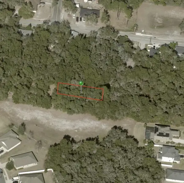 E Hubbard Avenue, DELAND, FL 32724