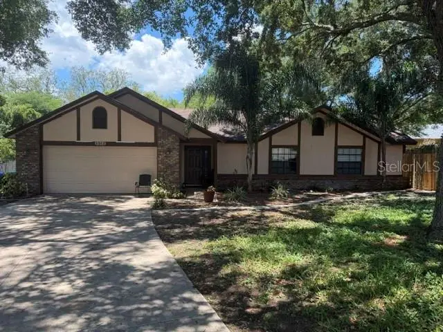 5958 Crescent Ridge Court, Orlando, FL 32810 - #1