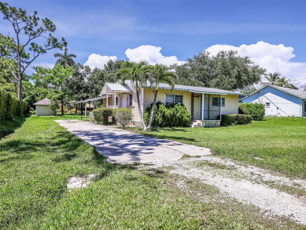 5211 Maple Lane, Naples, FL 34113 - #1