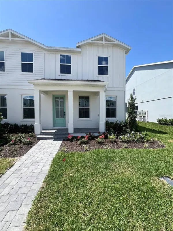 1876 Crowncrest Drive, APOPKA, FL 32703