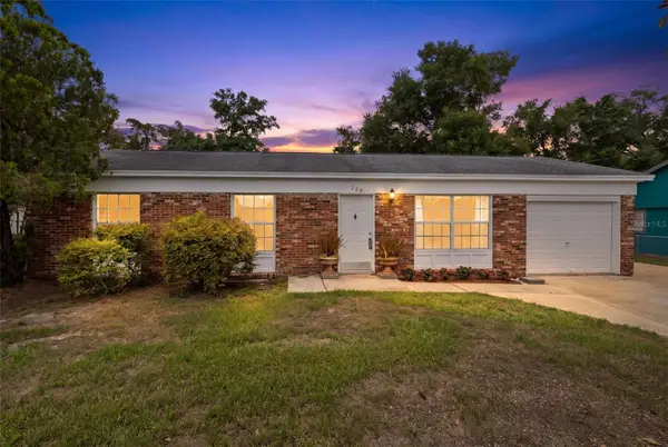 208 Avalone Drive, APOPKA, FL 32703