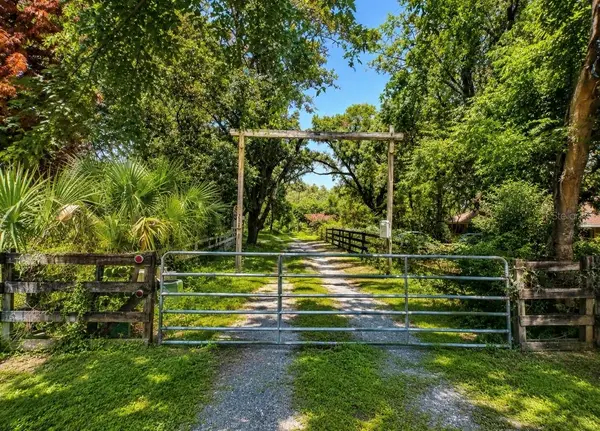Lazy Acres Lane, LONGWOOD, FL 32750