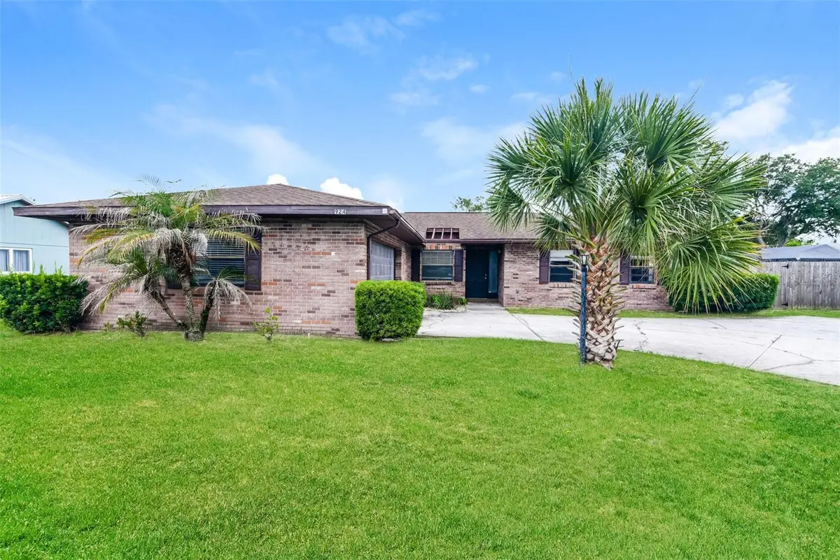 924 S Heron Circle, Winter Haven, FL 33884 - #1