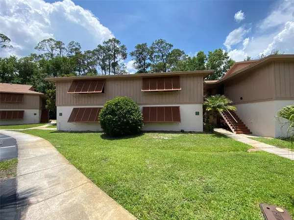 160 Live Oak Woods Court #3A, DELTONA, FL 32725