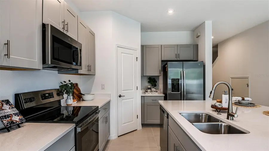 8433 Lunar Skye Street, Sarasota, FL 34241 - #2