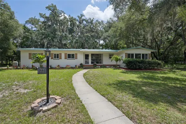 22 Poinsettia Drive, DELAND, FL 32724