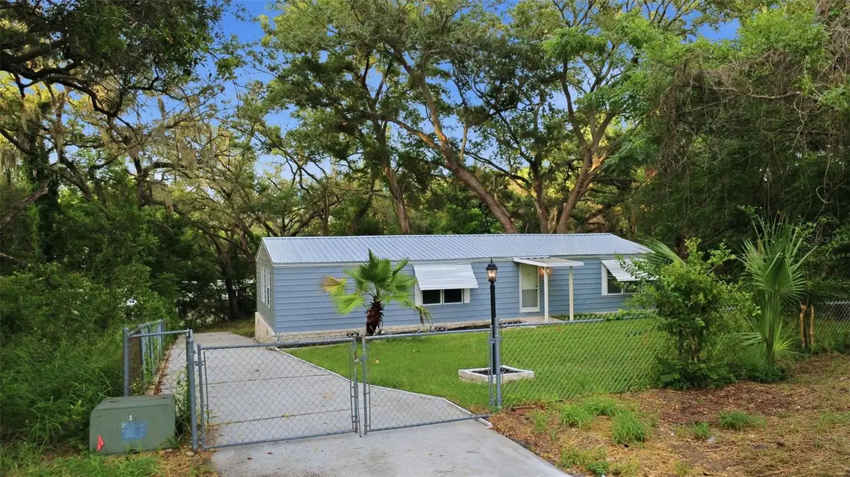 403 Acorn Circle, Fruitland Park, FL 34731 - #1