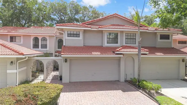 7537 Fenwick Cove Lane, ORLANDO, FL 32819