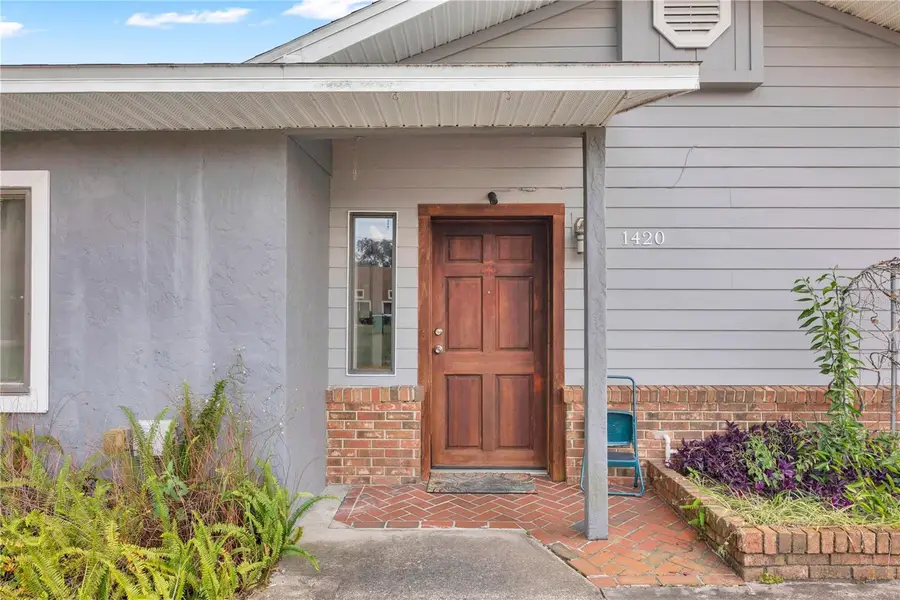 1420 E 8th Avenue, Mount Dora, FL 32757 - #3