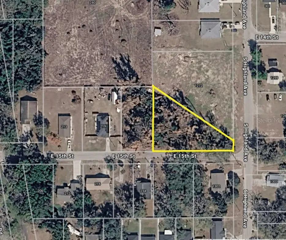 E 15th Street, Apopka, FL 32703 - #1