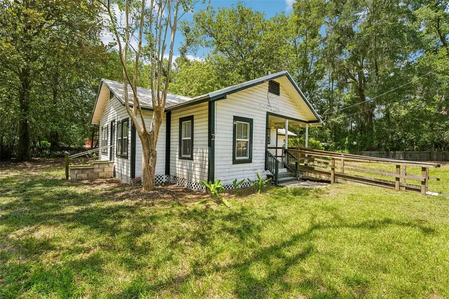 14306 NW 145th Terrace, Alachua, FL 32615 - #2