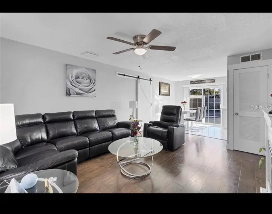 314 W Grossenbacher Drive, Apopka, FL 32712 - #3