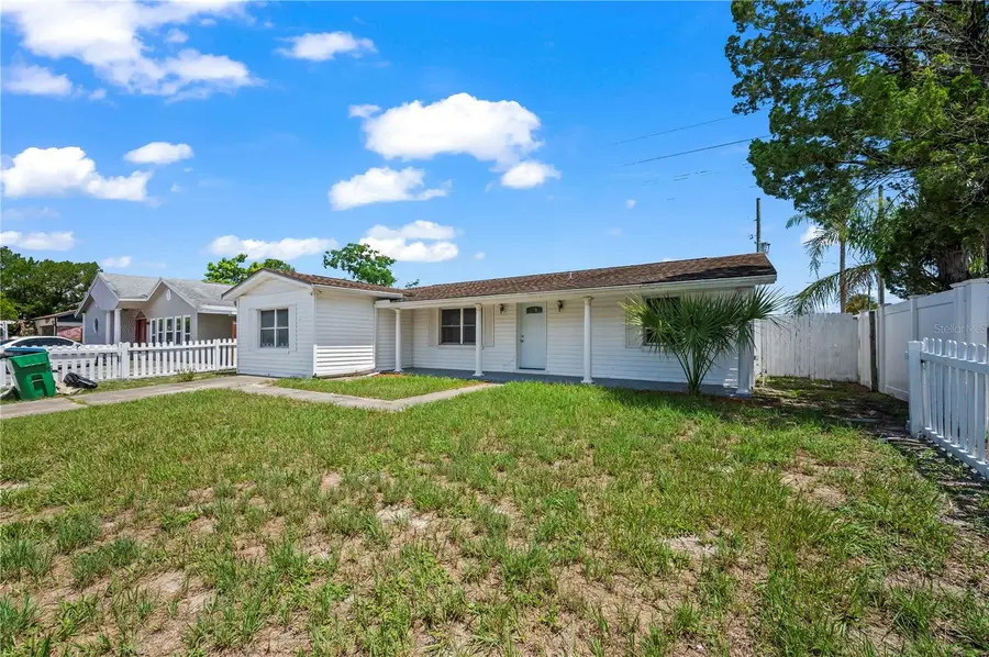 405 N Hawthorn Circle, Winter Springs, FL 32708 - #2