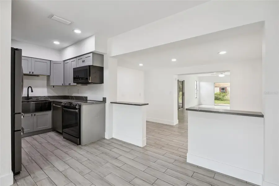 204 W Buchanon Avenue, Orlando, FL 32809 - #3