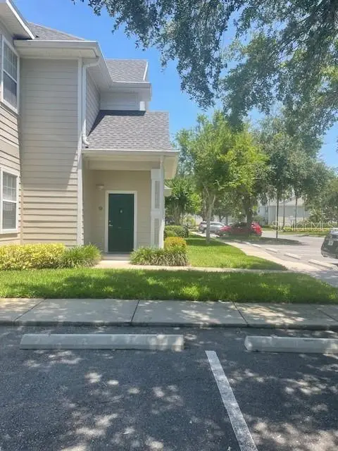 417 Southern Pecan Circle #201, WINTER GARDEN, FL 34787