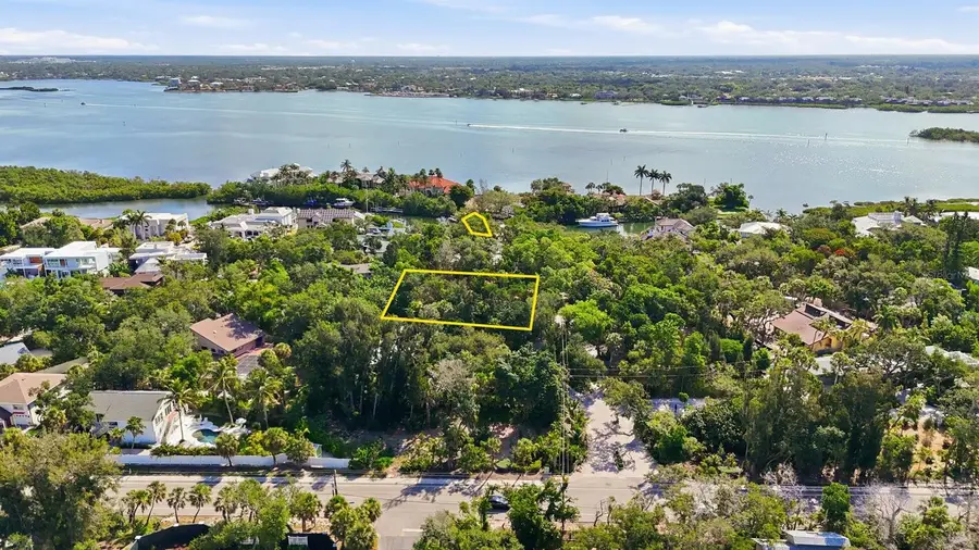 1325 Hidden Harbor Way, Sarasota, FL 34242 - #2