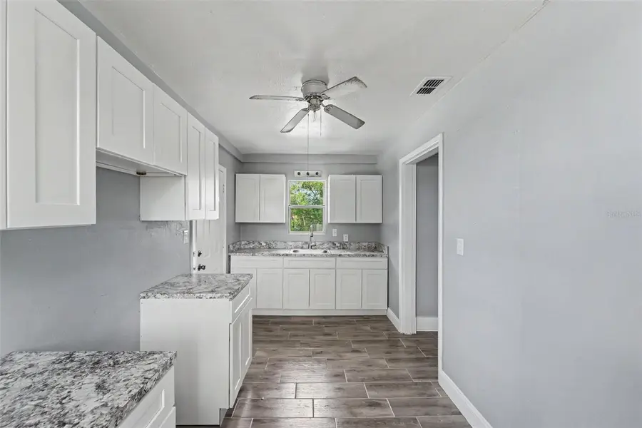 122 S Garfield Avenue, Deland, FL 32724 - #3