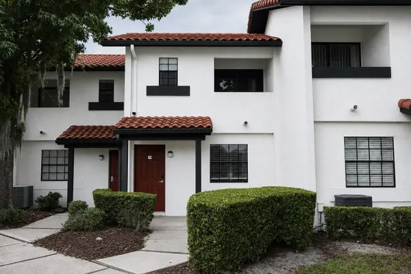 10330 Turkey Lake Road #109, ORLANDO, FL 32819
