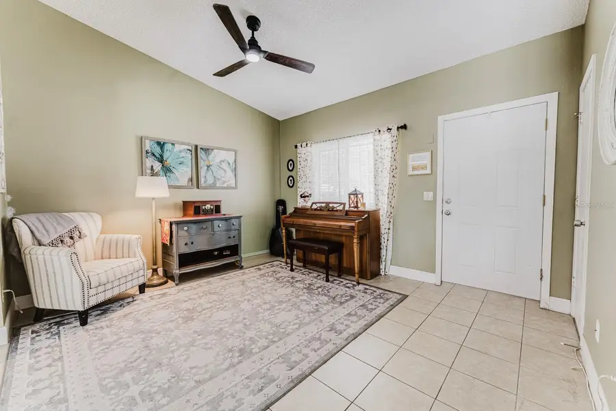 212 Summerset Drive, Apopka, FL 32712 - #3