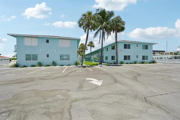 117 7th Street N #1, BRADENTON BEACH, FL 34217