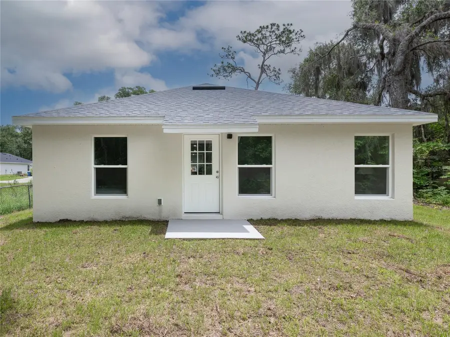 520 W Beresford Avenue, Deland, FL 32720 - #3