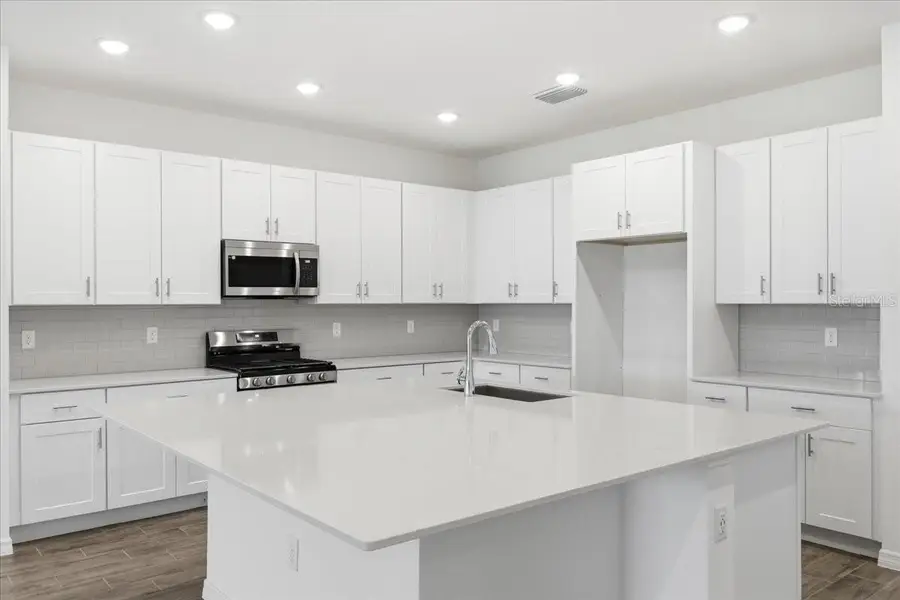 3094 Windswept Way, Wildwood, FL 34785 - #2