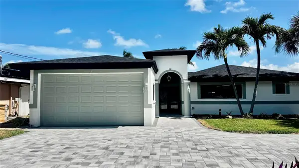 166 Bayside Drive, CLEARWATER BEACH, FL 33767