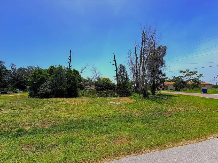 925 Grand Avenue, Sebring, FL 33870 - #2