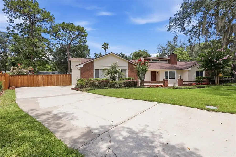 210 W Ridgewood Court, Longwood, FL 32779 - #3