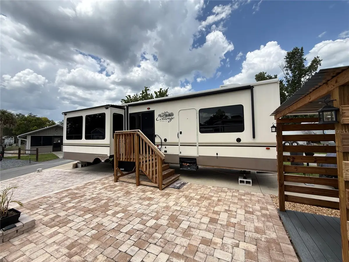 2856 NE 104th Avenue, Silver Springs, FL 34488 - #1