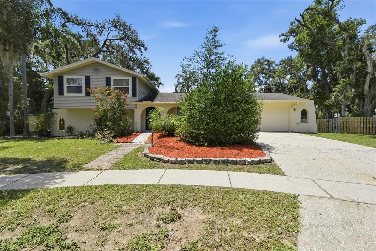 1200 Lake Valrico Lane, Valrico, FL 33594 - #1