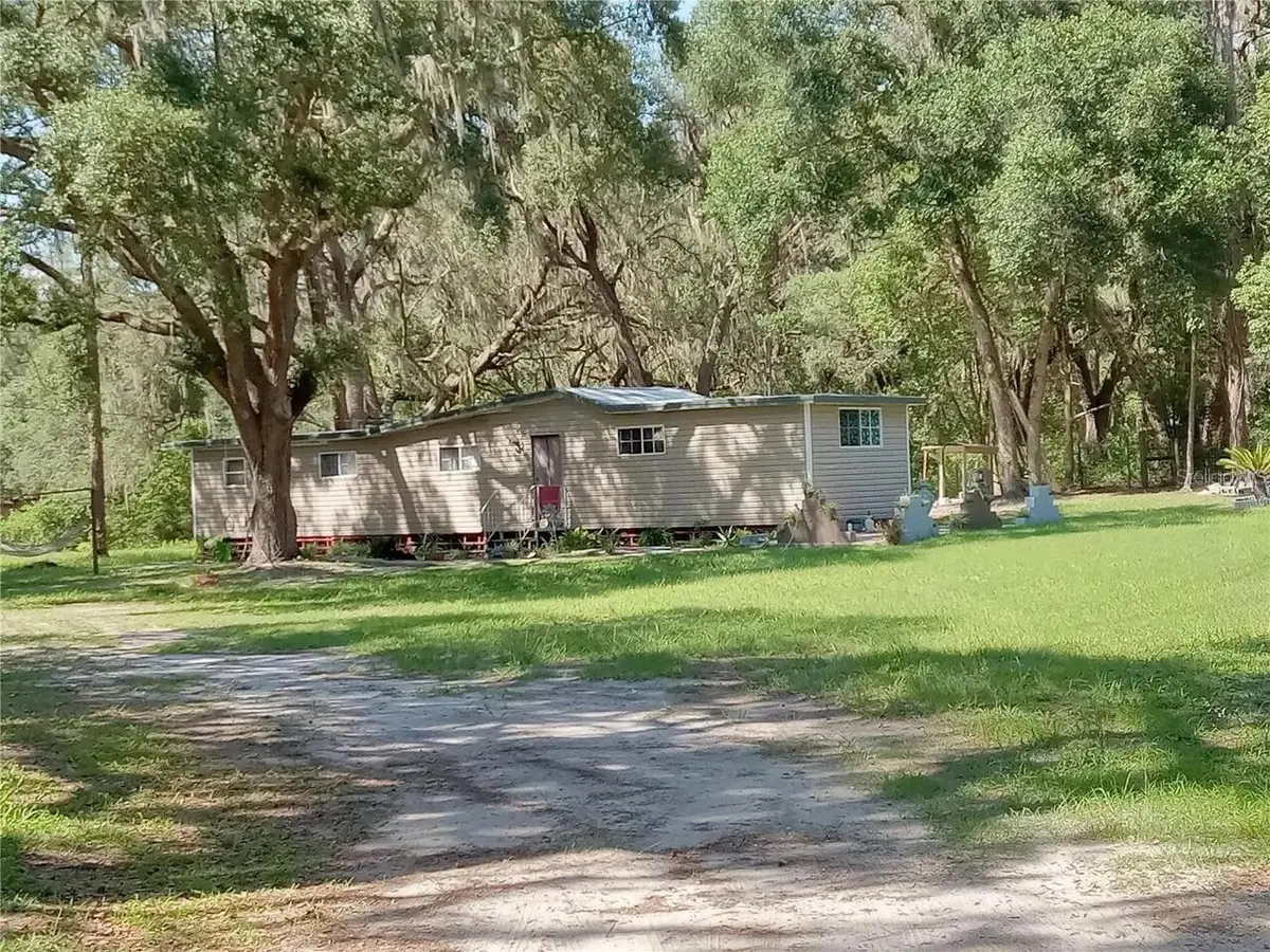 16395 SE 117th Avenue, Weirsdale, FL 32195 - #1