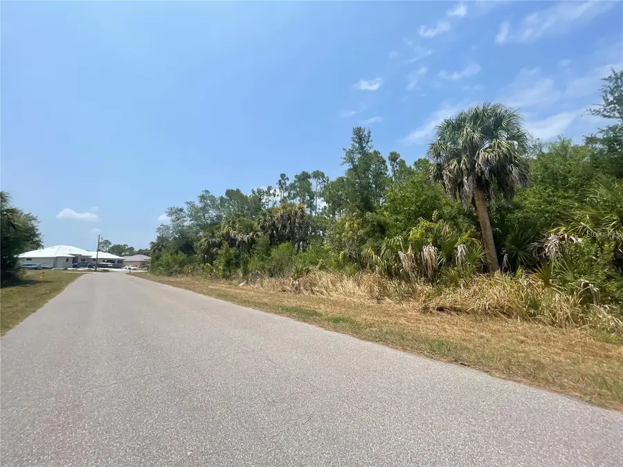 356 Ramblewood Street, Port Charlotte, FL 33953 - #3