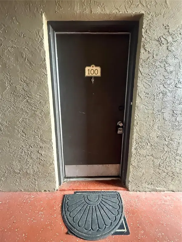 305 Wymore Road #100, ALTAMONTE SPRINGS, FL 32714