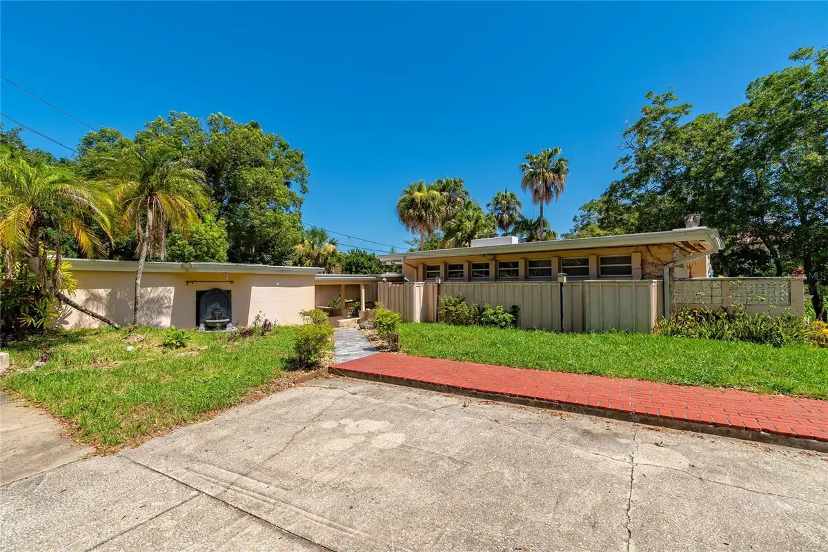 2425 Lake Sue Drive, Orlando, FL 32803 - #1