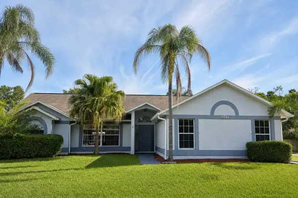 1097 Depot Court, WINTER GARDEN, FL 34787