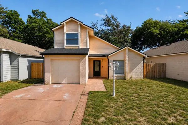 1243 Pin Oak Drive, APOPKA, FL 32703