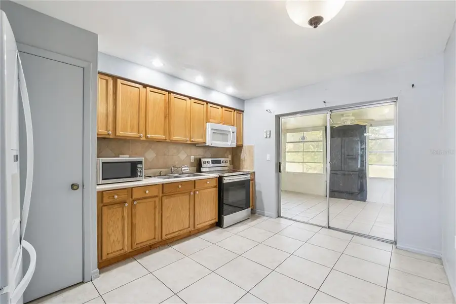 25 Lake Villa Way, Kissimmee, FL 34743 - #3