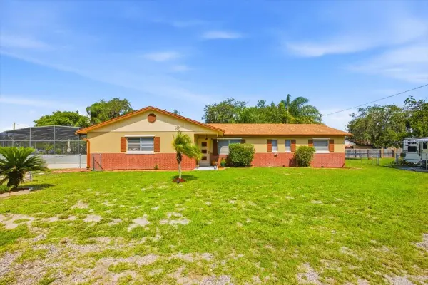 2266 Lake Lizzie Court, ST CLOUD, FL 34771