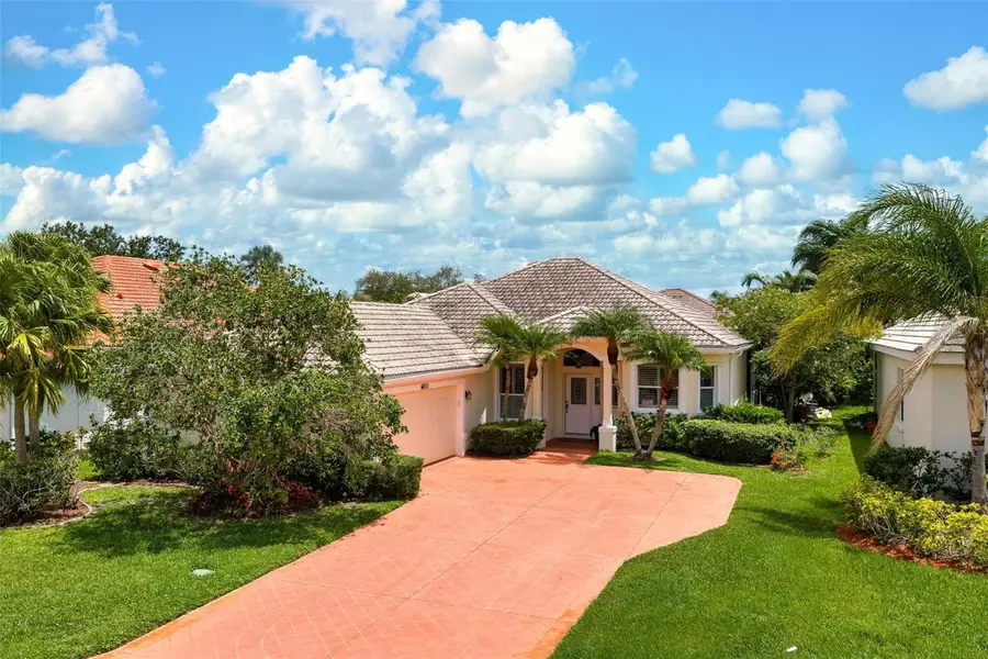 6852 Sagebrush Circle, Sarasota, FL 34243 - #2