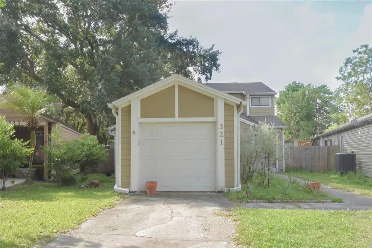 321 Kirkcaldy Drive, Winter Springs, FL 32708 - #1