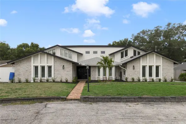 1048 Crystal Bowl Circle, CASSELBERRY, FL 32707