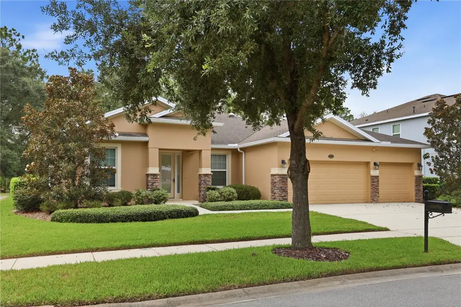 308 W Victoria Trails Boulevard, Deland, FL 32724 - #2