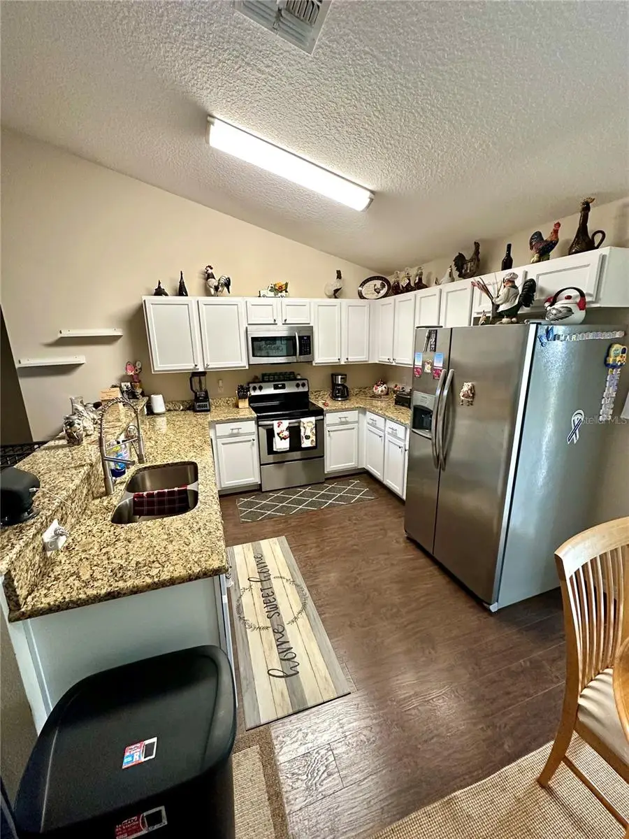 40320 W 2nd Avenue, Umatilla, FL 32784 - #2