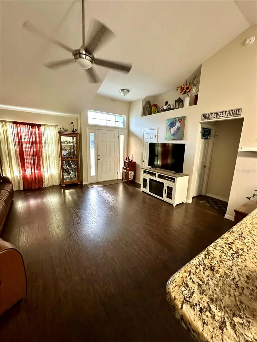 40320 W 2nd Avenue, Umatilla, FL 32784 - #3