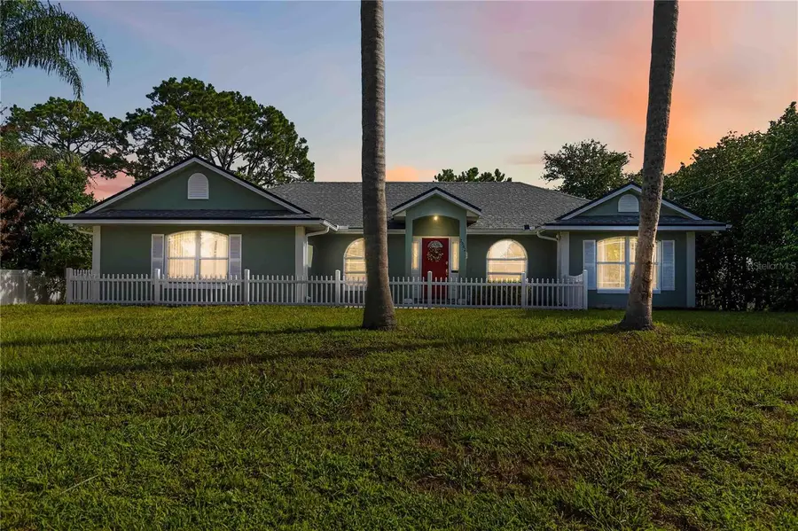 2562 Travida Drive, Deltona, FL 32738 - #2
