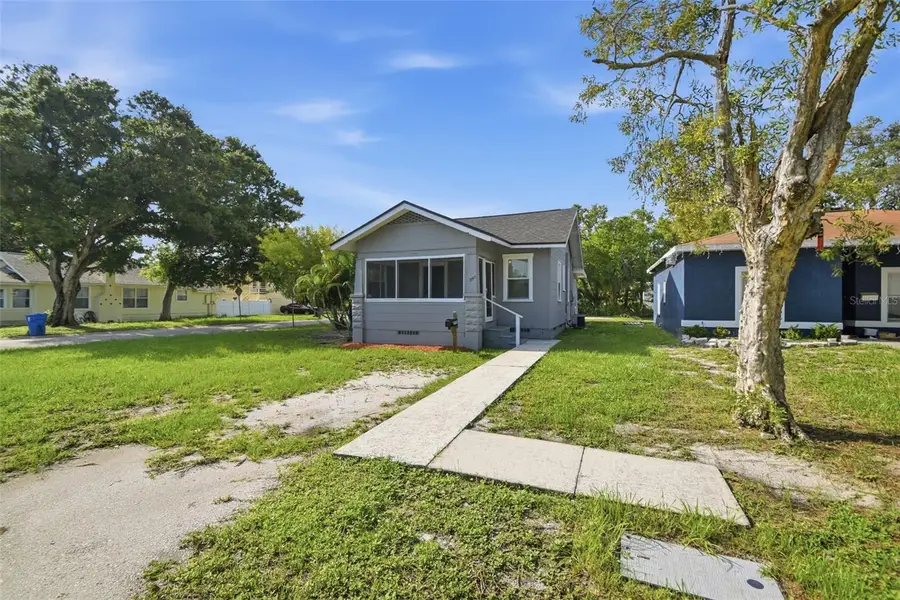 3745 S 16th Avenue S, Saint Petersburg, FL 33711 - #2