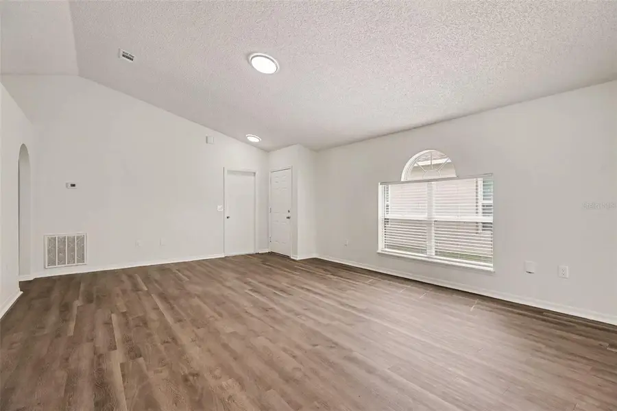 2056 Redwood Circle Ne, Palm Bay, FL 32905 - #2