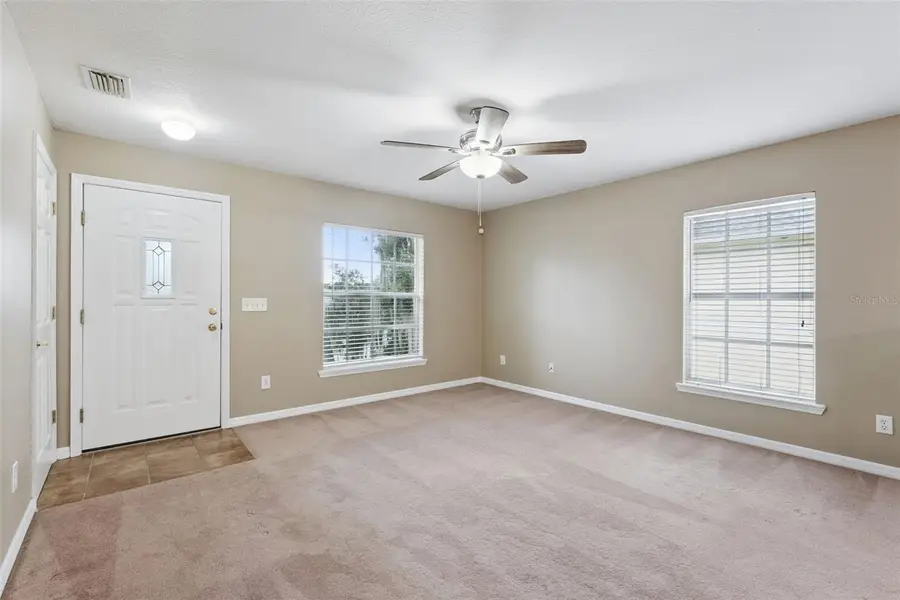 180 E Minnehaha Avenue, Clermont, FL 34711 - #3