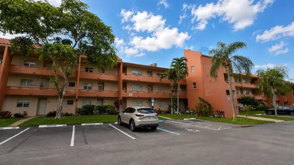 8810 W Mcnab Road #303, TAMARAC, FL 33321